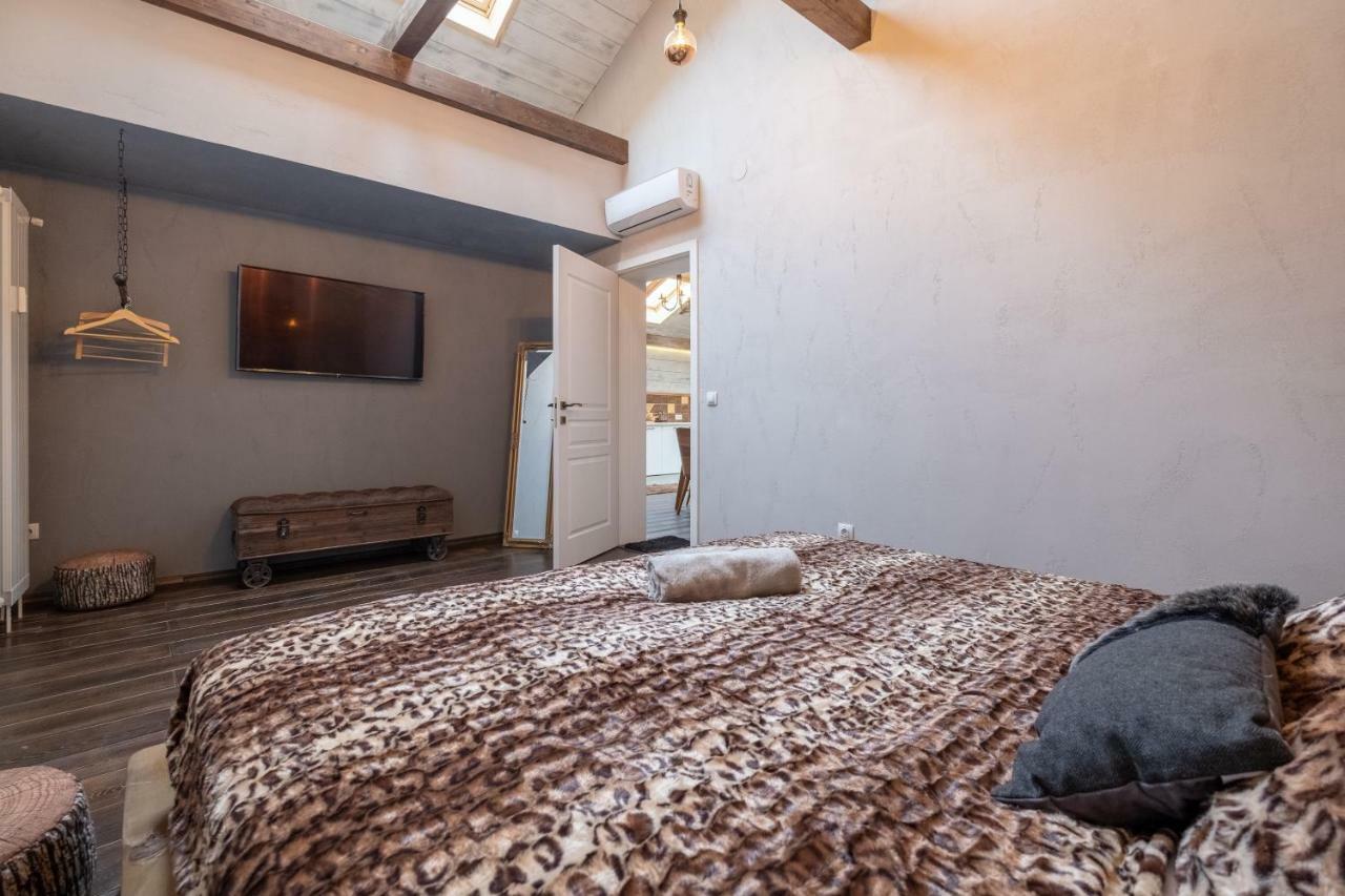 2-Bedroom Elegant Apartment In Mediterranean Style София Экстерьер фото